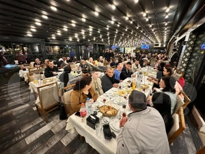 Vali Sonel, Ramazan aynn ilk iftarn ehit aileleri ile birlikte yapt